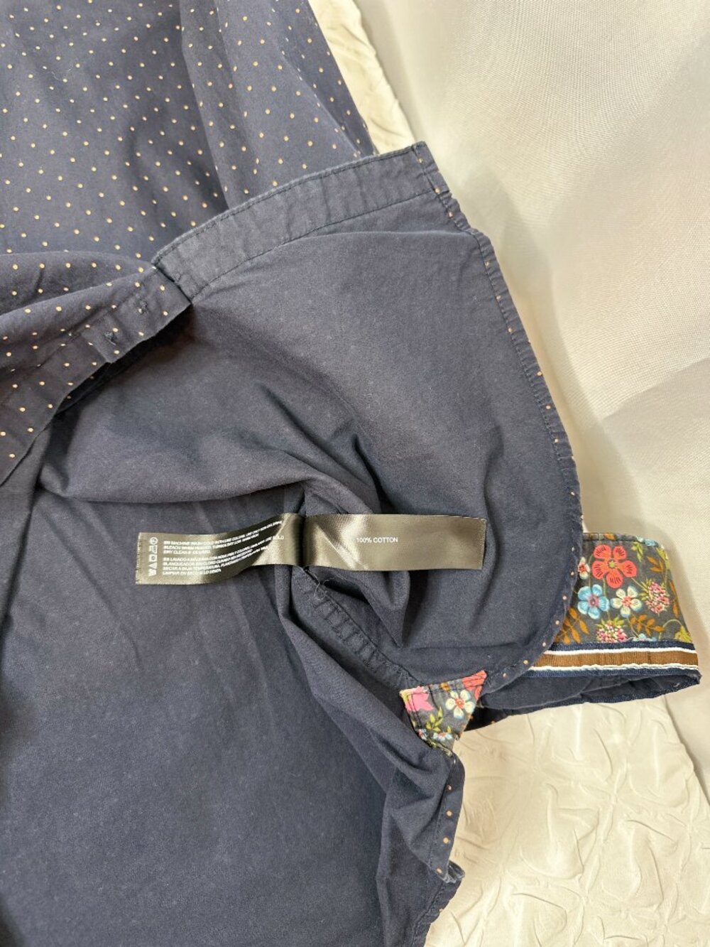 Denim & Flowers Lot of 2 Casual Button Down Shirts, SZ Large Preppy Dotted Birds - Picture 10 of 11